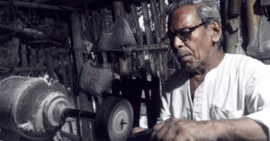 Interview of Santosh Sau, the folk artist of Bengal