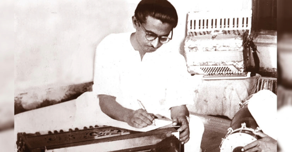 Article on legendary Bengali popular muic composer Sudhin Dasgupta on his death anniversary by Amit Banerjee.